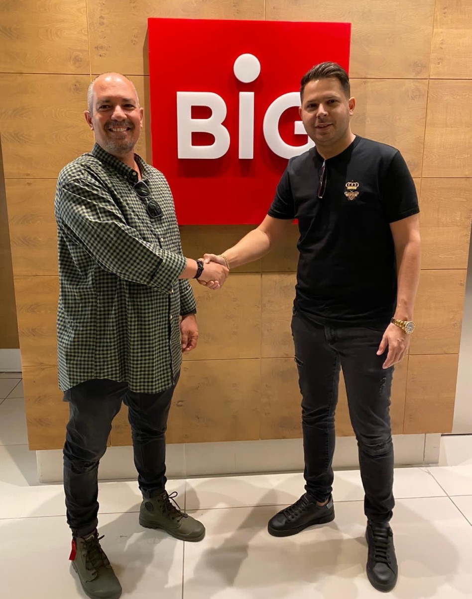 אורית וננו וגולן איפרגן&nbsp; (צילום: יניב טבריה)