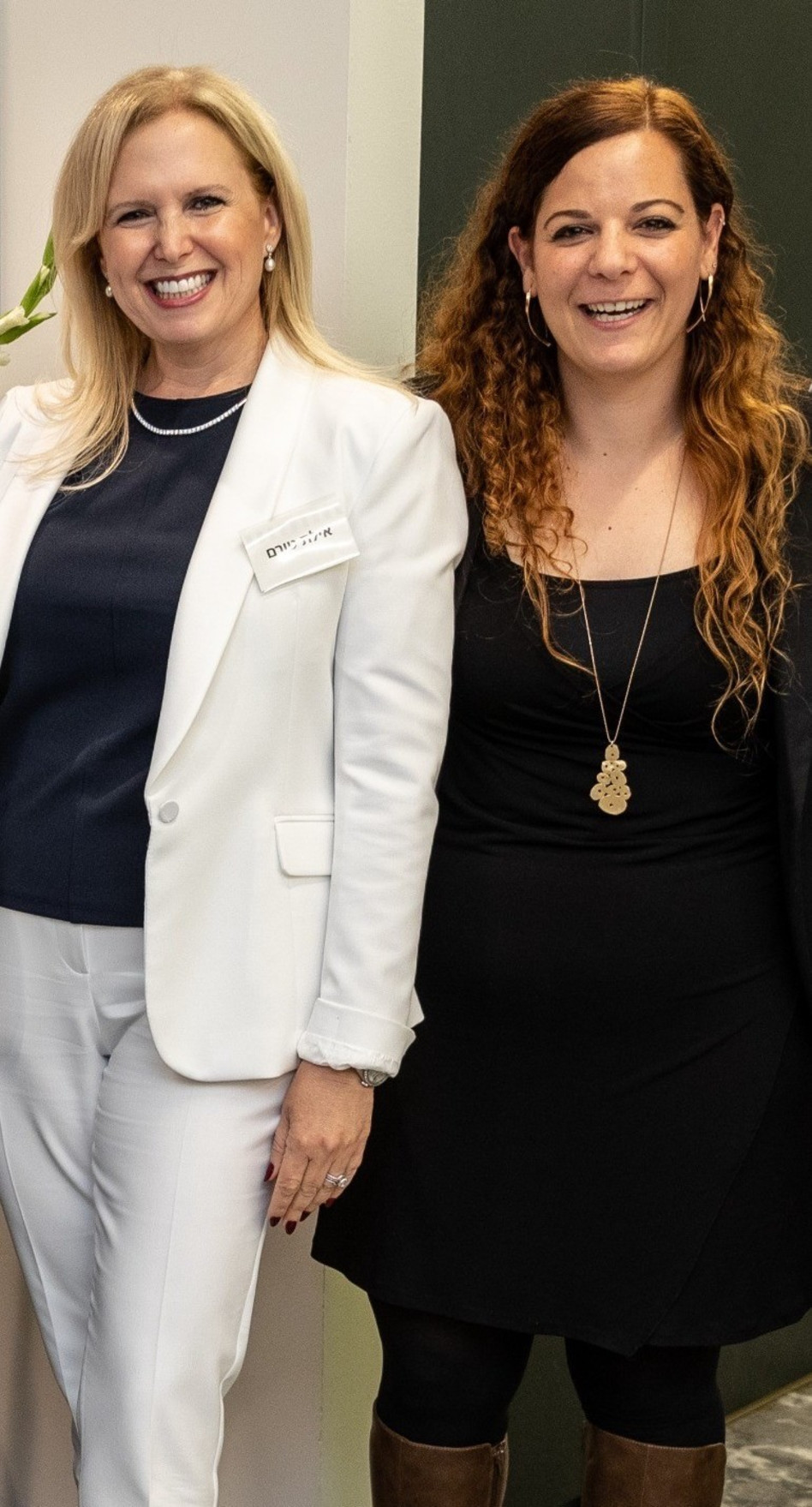 אורנית בן-ישר ואילת טורם (צילום: אייל טואג)