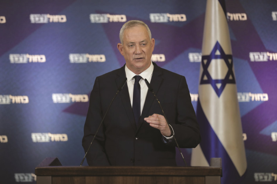 בני גנץ בכפר המכבייה (צילום: אלעד מלכה)