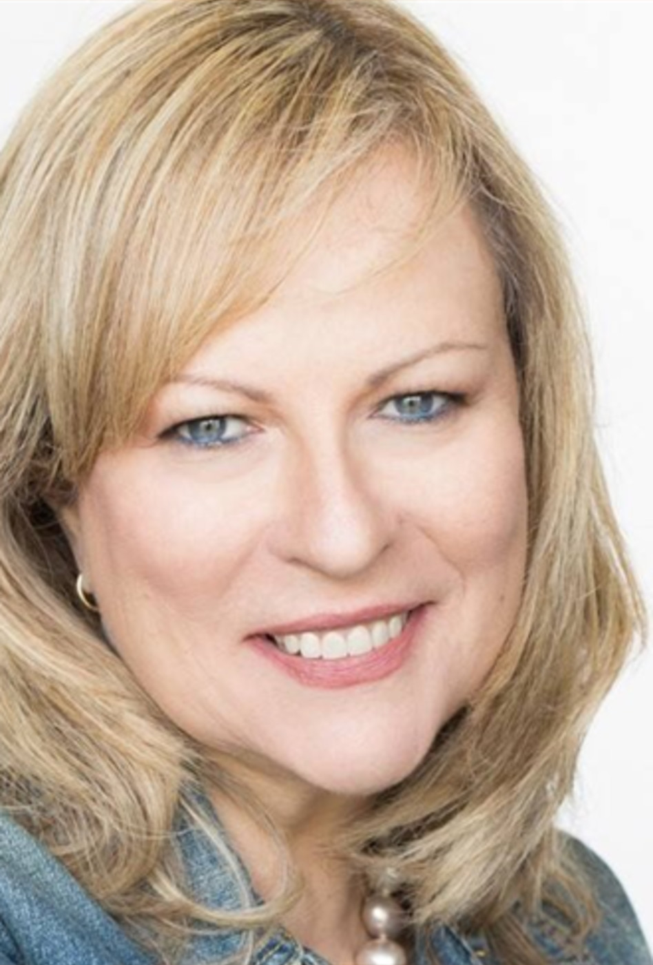 נאוה קזז (צילום: סמדר כספי)