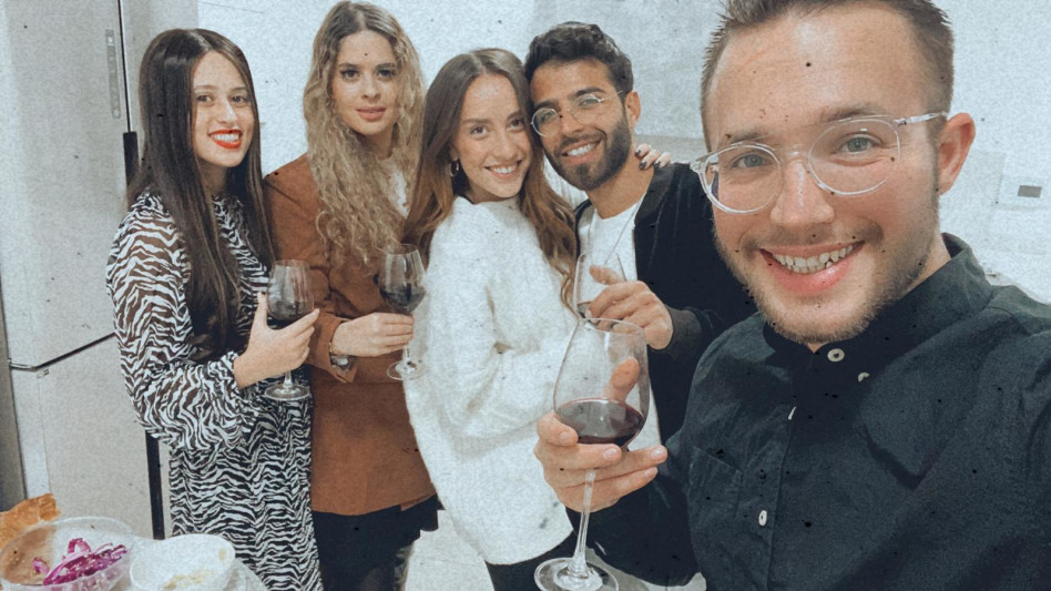 עומר ברזני וחברים (צילום: צילום מסך אינסטגרם)