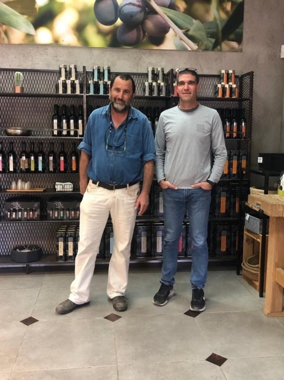 אורן הכסטר ואורי יוגב  (צילום: שרון גולן)