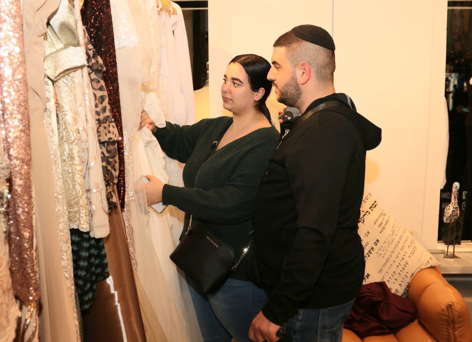 שלומי יפרח וארוסתו טליה (צילום: אור גפן)