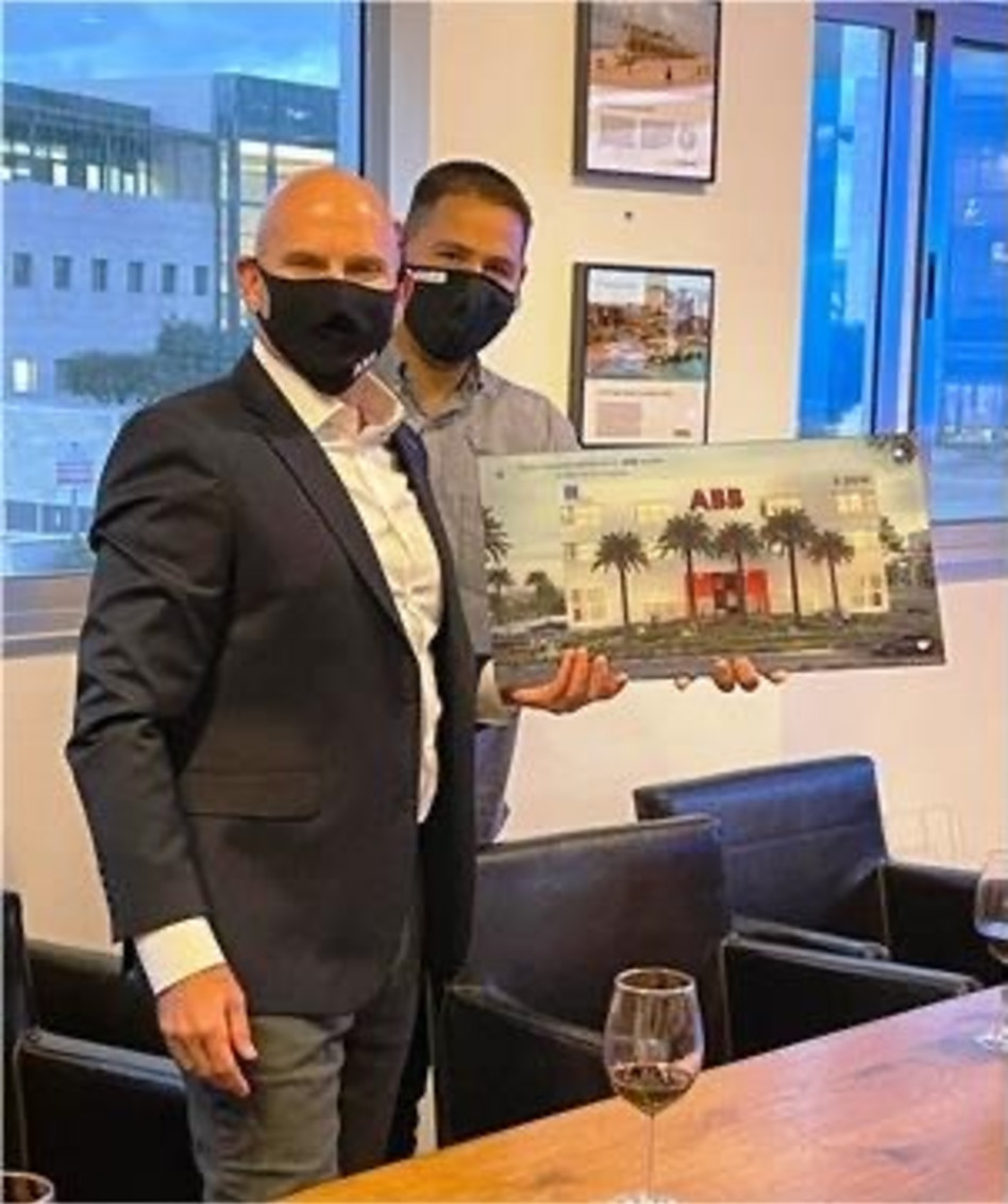 מיכאל כרסנטי ורונן אהרון (צילום: חנה ליברמן)