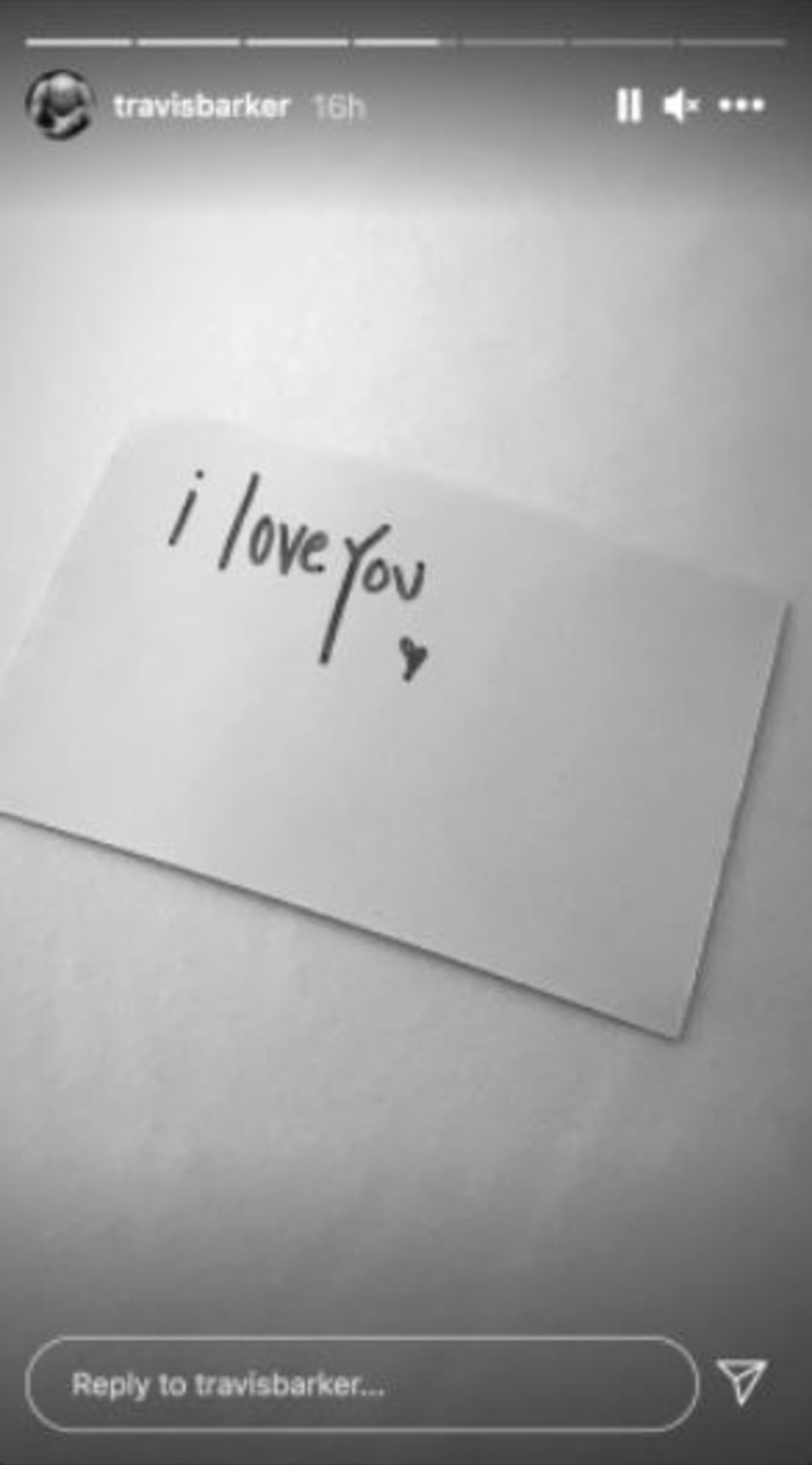 טרוויס בארקר (צילום: צילום מסך אינסטגרם)