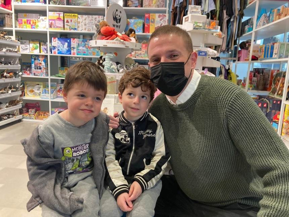 רן פורר וילדיו&nbsp; (צילום: נאוה טרסי)