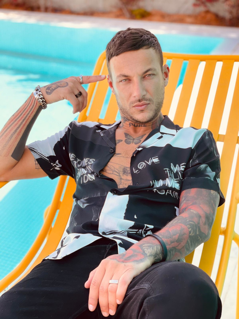 ג'וזי זירה (צילום: iconsbymedio)