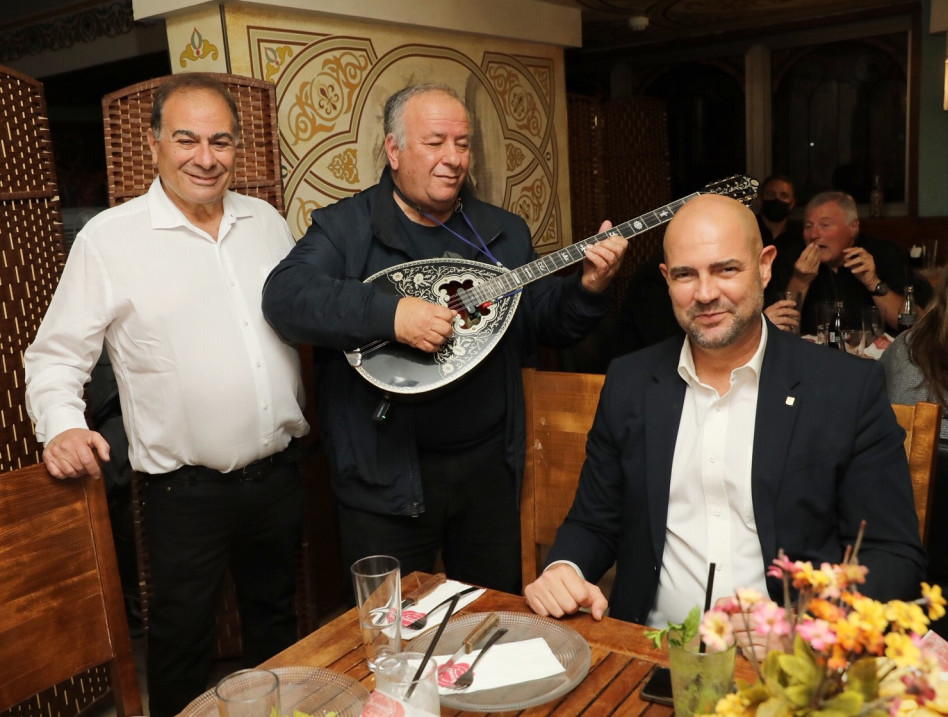 אמיר אוחנה ודוד מנע (צילום: רפי דלויה)