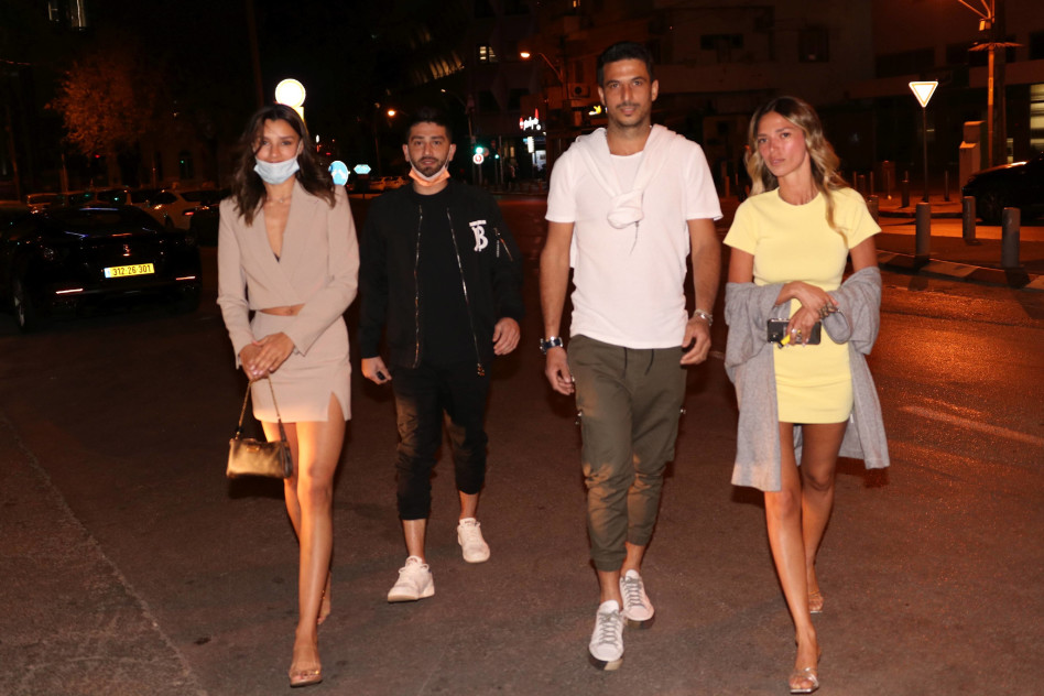 נועה יונני, הנרי כהן סקלי, יהודה יצחקוב, אלמוג חדד (צילום: אור גפן)