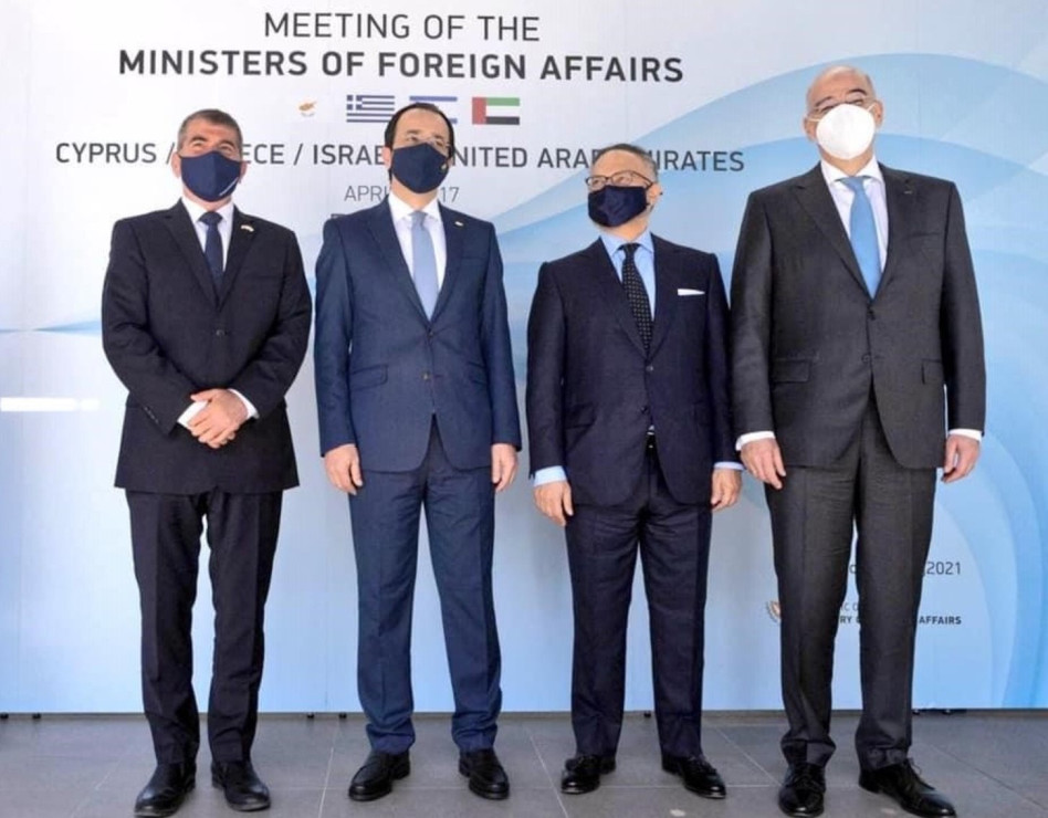 יוון ניקוס דנדיאס, אנואר גרגש, ניקוס חריסטודילידיס וגבי אשכנזי (צילום: באדיבות שגרירות ישראל בקפריסין)