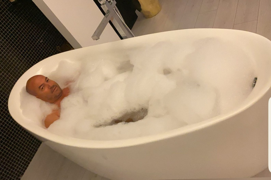 מאיפה האנגלית שלך? אייל ברקוביץ (צילום: צילום מסך אינסטגרם)