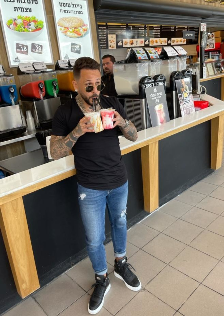 אסי בוזגלו (צילום: אריה לייב אברמס)