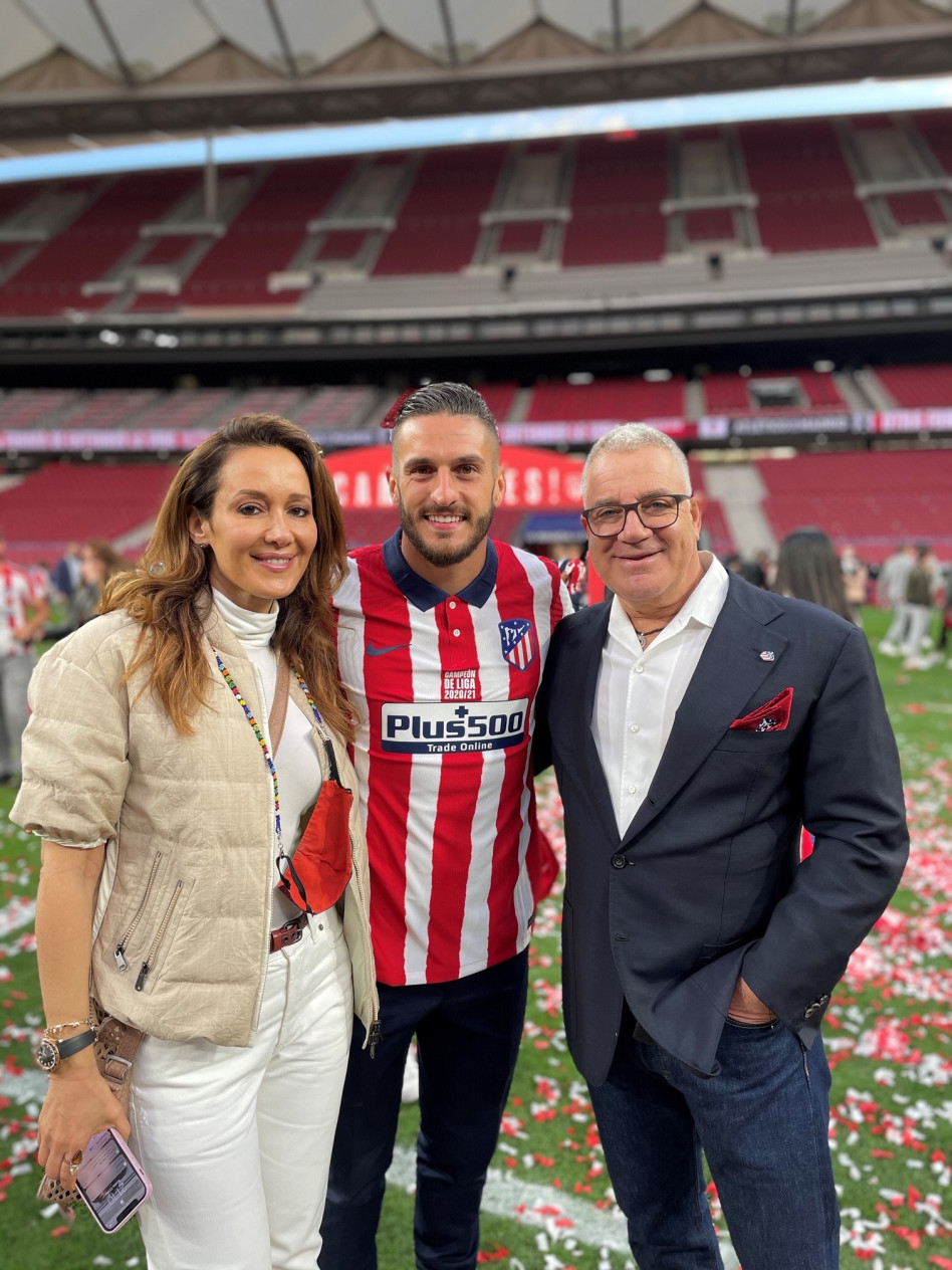 עידן עופר, קוקה ובתיה עופר (צילום: גדי גרין)