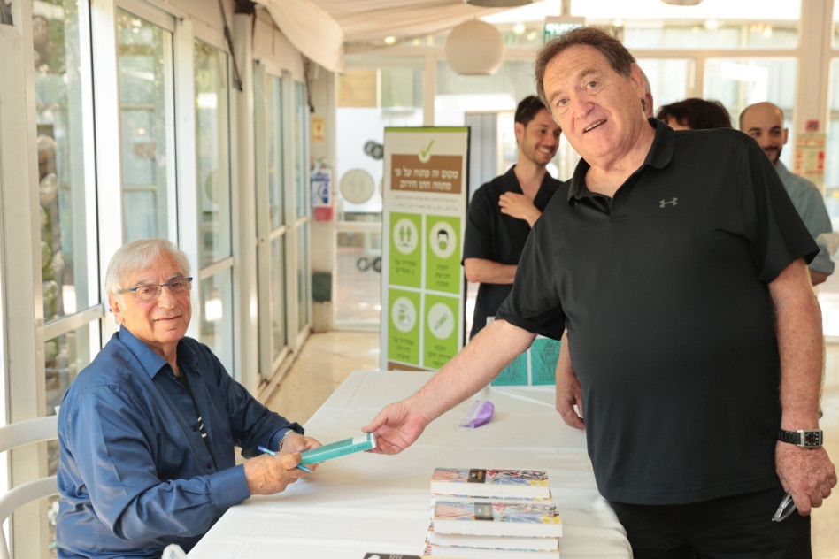 רוני קוברובסקי ודן שינמן (צילום: נטלי פיקסל)