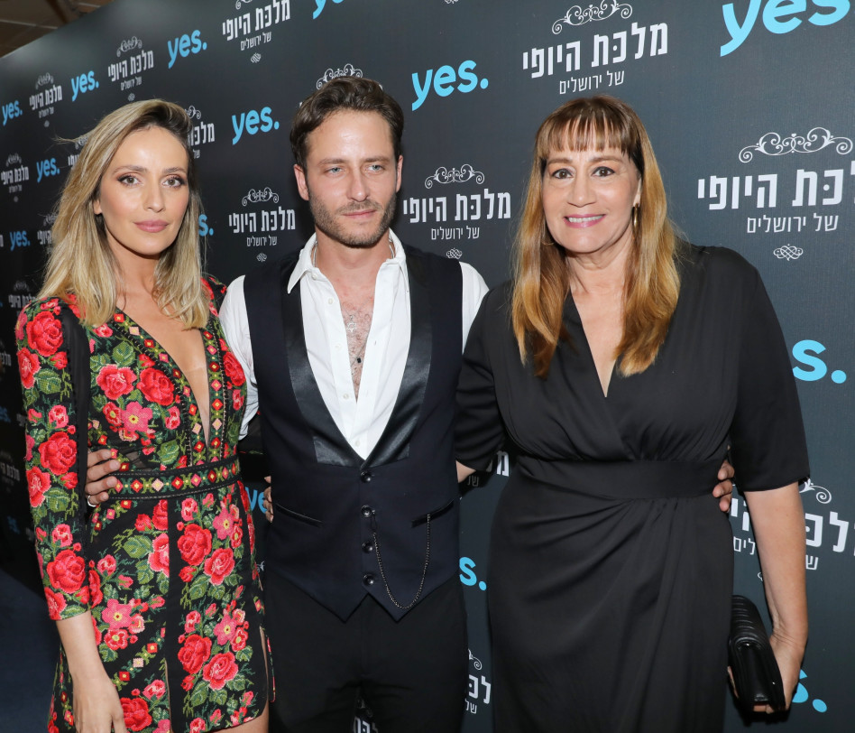 מיקי קם, מיכאל אלוני, מלי לוי (צילום: רפי דלויה)