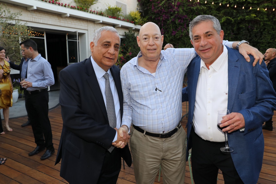 בעז תדמור, צבי נטע, ופנחס (פיני) כהן&nbsp; (צילום: רפי דלויה,שאולי לינדר)