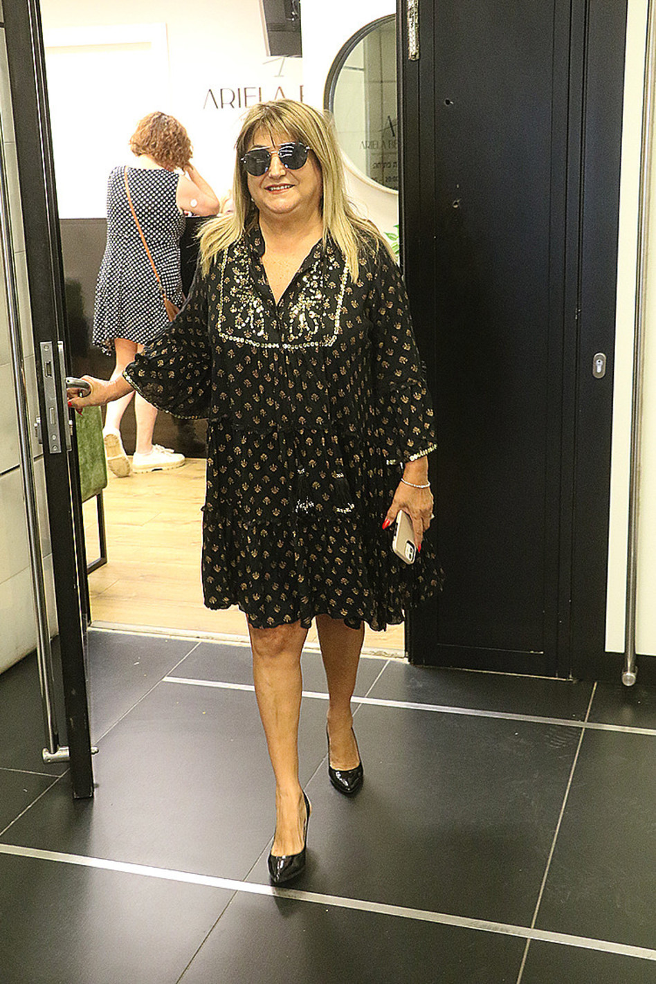 שולה זקן (צילום: פול סגל)