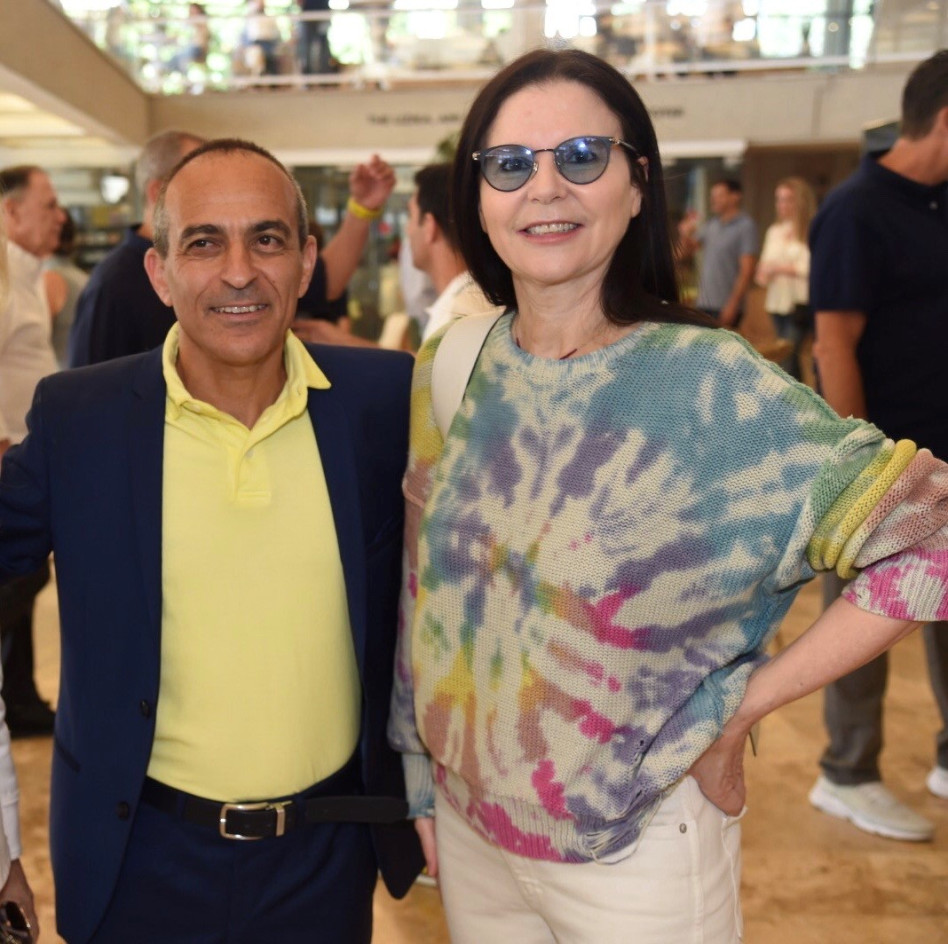 עופרה שטראוס ורוני גמזו (צילום: אבי רוקח)