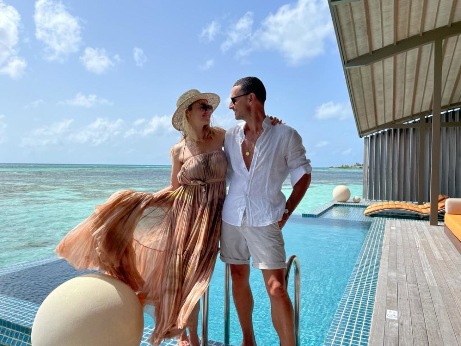 גיא זוארץ, יעל בר זוהר (צילום: קלאב מד פינהולו וילהס מלדיביים)