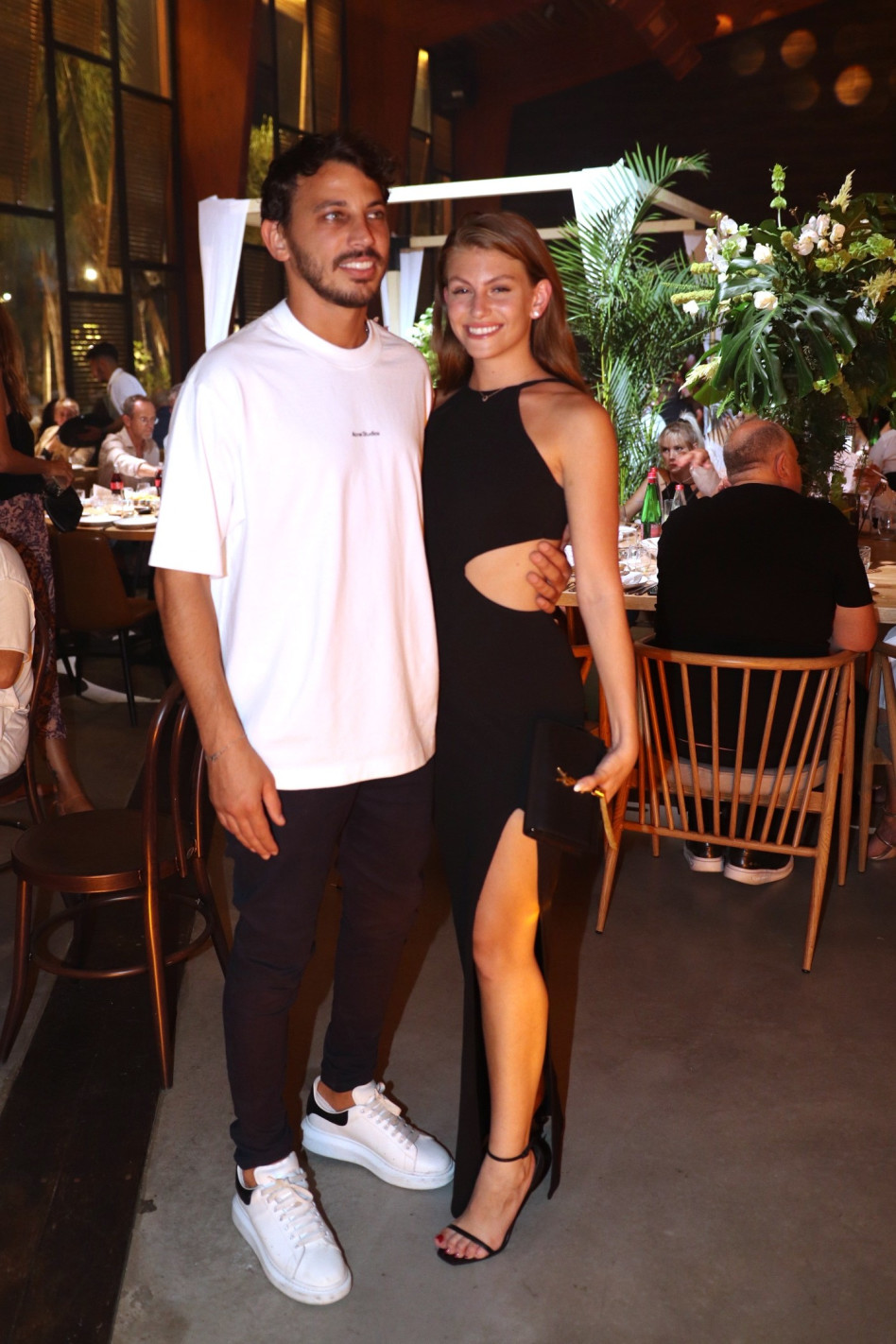 בקרוב אצלכם. לירן דנינו, טיילור מלכוב (צילום: אור גפן)