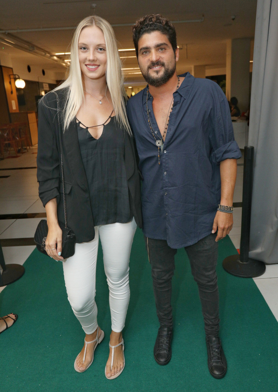 אושרי כהן והחברה (צילום: רפי דלויה)