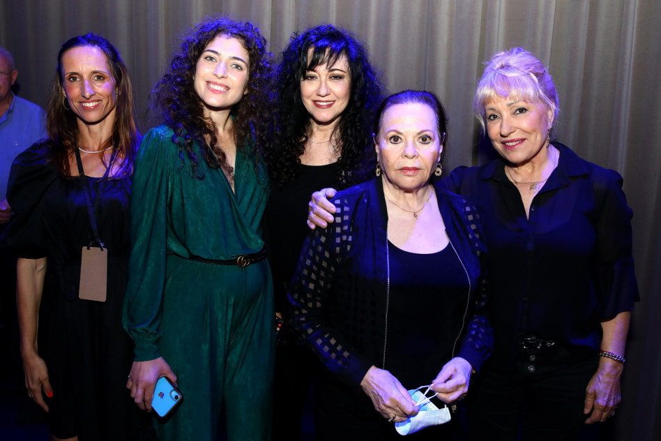 עדי אולמרט ריקי גל, גילה אלמגור, שלומית אהרון ורומי דלומי (צילום: איציק בירן)