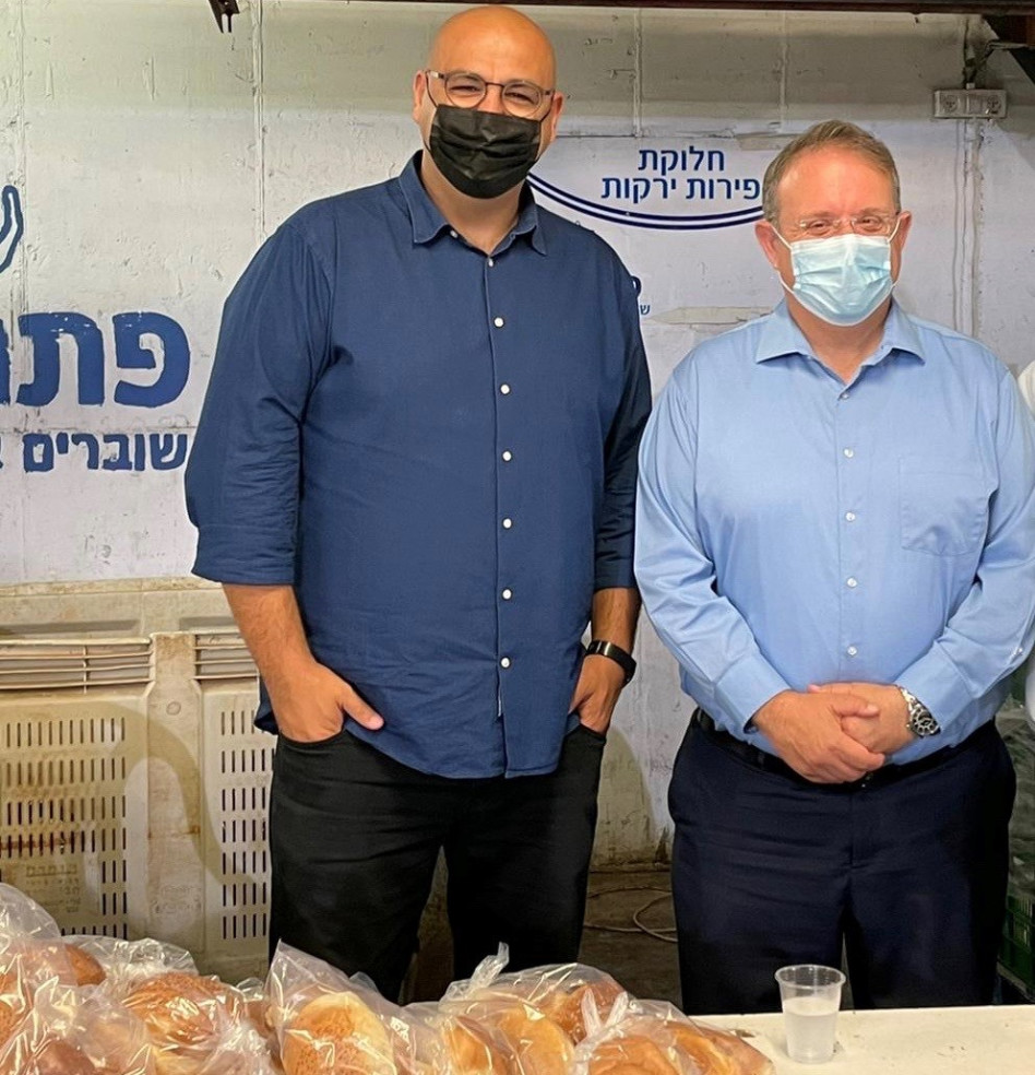 יעקב חגואל ואלי כהן  (צילום: עמותת ''פתחון לב'')