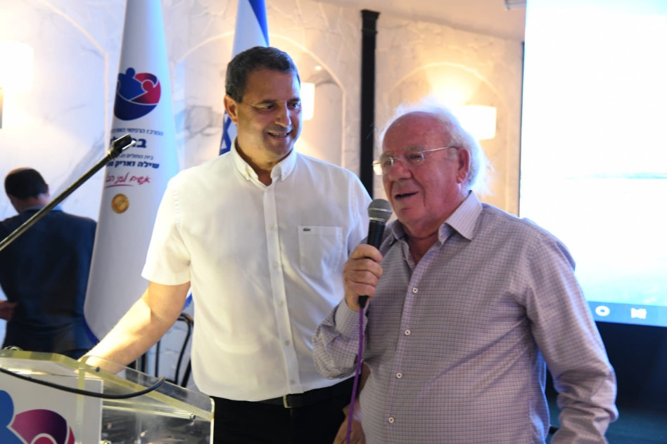 יוסי דהן ואלי אלעזרא (צילום:  דוד אביעוז, צילום רפואי, דוברות ''ברזילי'')