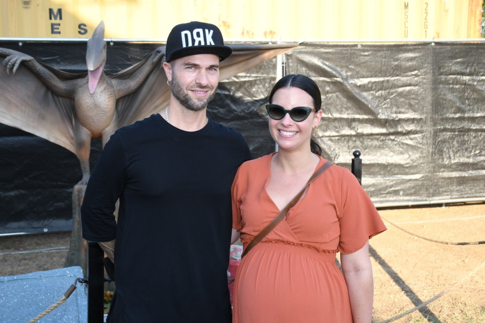 נועה רוזין ואריאל לייזגולד  (צילום: אביב חופי)