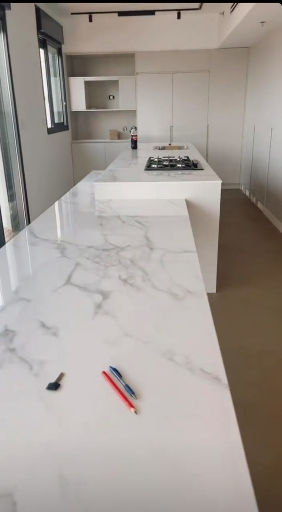 מלא מקום להכין ג'חנונים. בן אל תבורי (צילום: צילום מסך אינסטגרם)