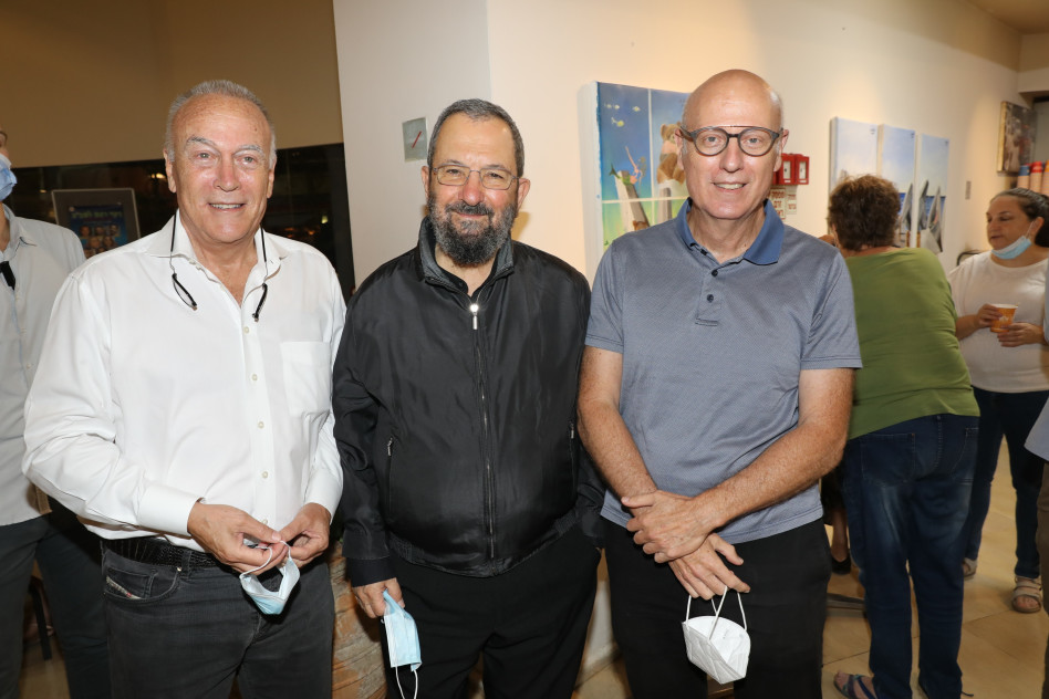 חגי טיומקין, אהוד ברק ואבי טיומקין (צילום: רפי דלויה)