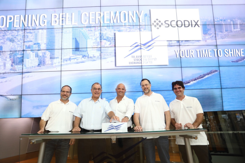 אברהם לוין, דורי בראון, אלי גרינברג, דובי עופר וגלן שוובר&nbsp; (צילום: סיון פרג')