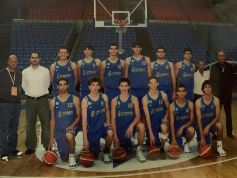 קבוצת הנוער של מכבי תל אביב (צילום: אלבום משפחתי)