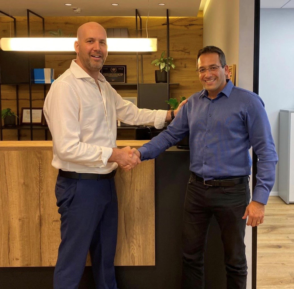 אסף סימון ורונן עקביה (צילום: צילום באדיבות בית וגג)