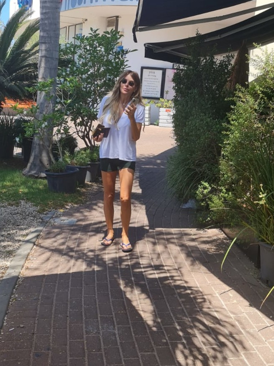 אנחנו כאן רק כדי לצלם. אביבה תבורי (צילום: מתן צור)