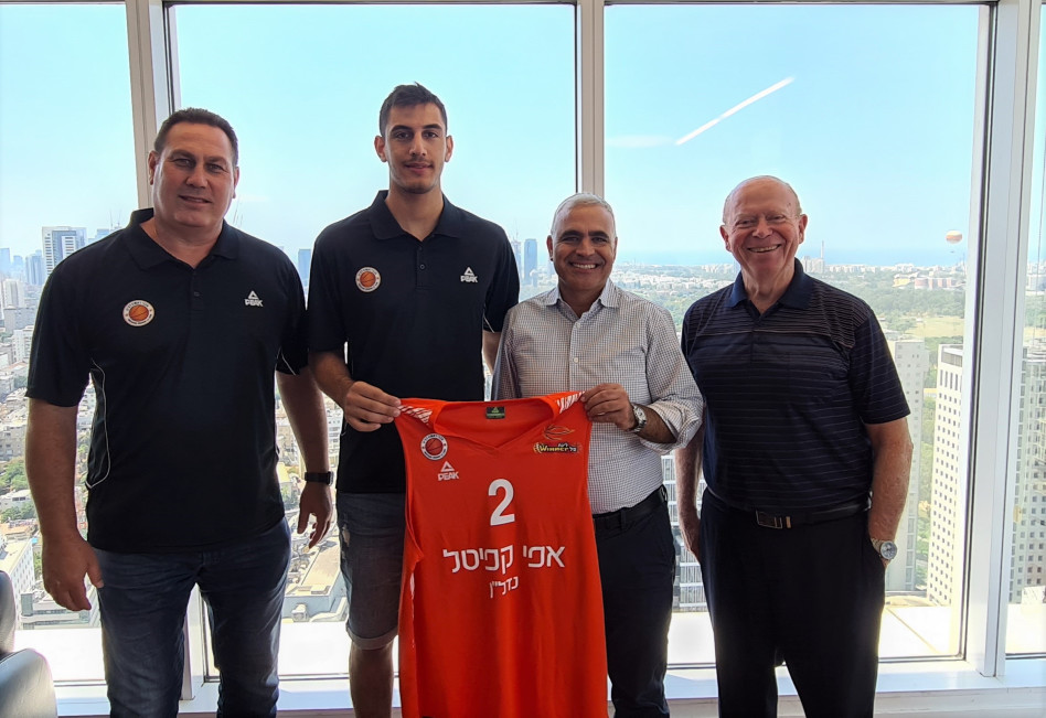 יצחק פרי, אפי שקדי, נועם דוברת וגיא גודס&nbsp; (צילום: עינב כהן)