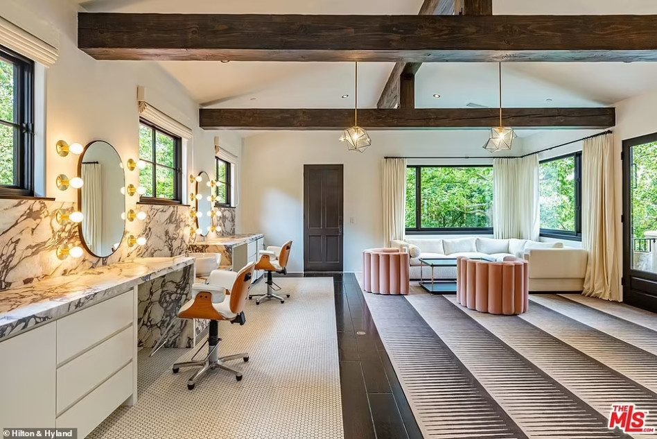 הבית של ג'סטין טימברלייק וג'סיקה ביל (צילום: Hilton & Hyland)