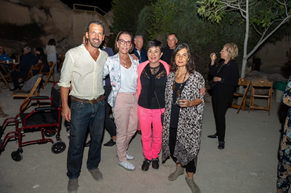 נעה ורטהיים, עליזה יפו, ורדה סמט ועדי שעל (צילום: דן אשוח)