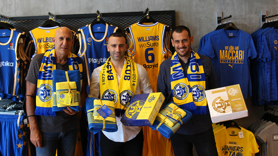 עדלי מרכוס, אסף סויסה ודורון ג'מצ'י (צילום: מכבי תל אביב - האתר הרשמי)