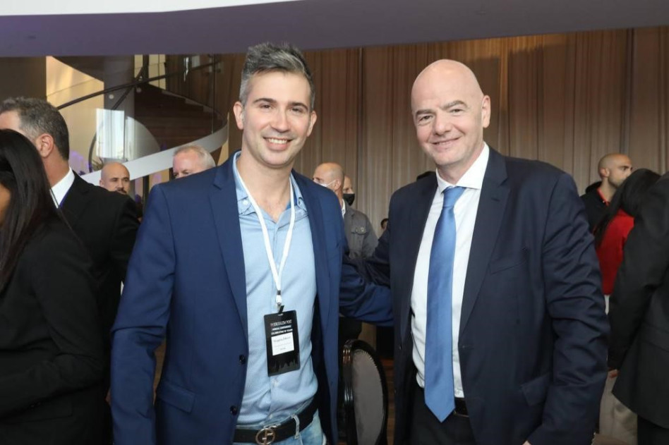 נשיא פיפ''א, ג'אני אינפנטינו ויבגני דיברוב מייסד-שותף ומנכ''ל ארמיס סקיוריטי (צילום: אבשלום ששוני, מארק ישראל סלם)