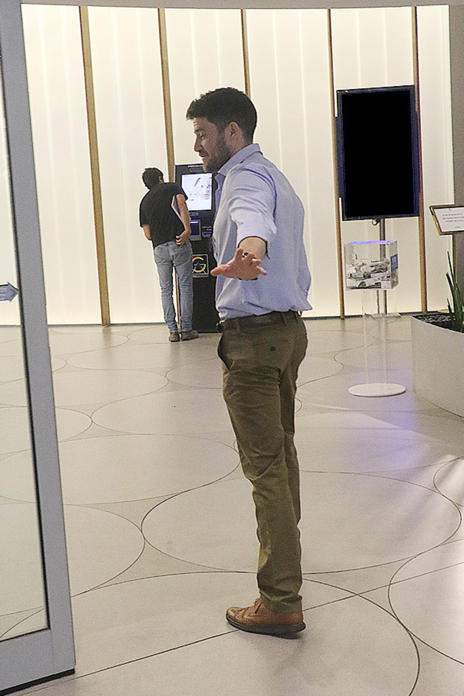 נפרד לשלום? לירון פז (צילום: פול סגל)