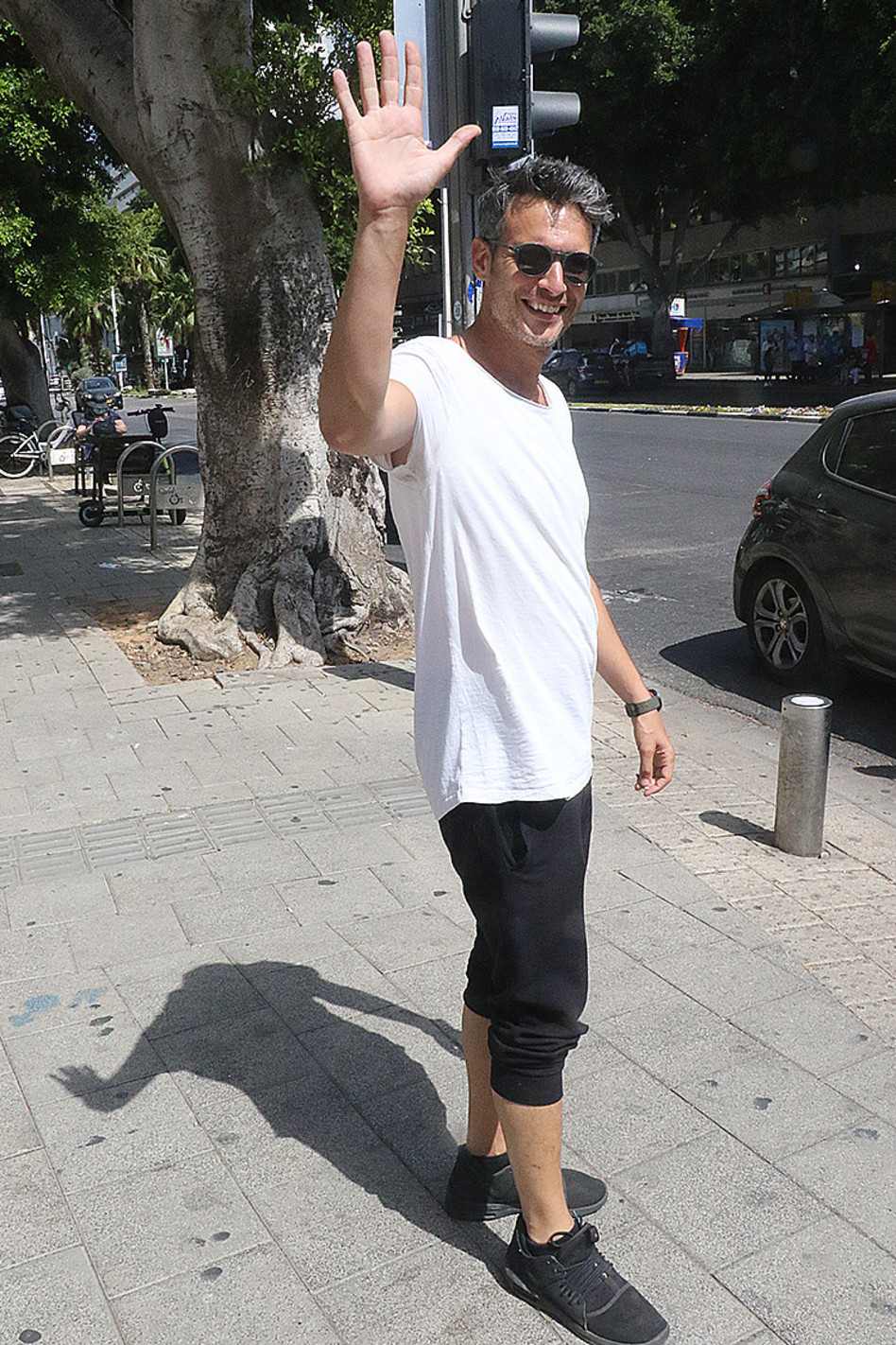 היה כיף לראות אותך. מנו כהן (צילום: פול סגל)