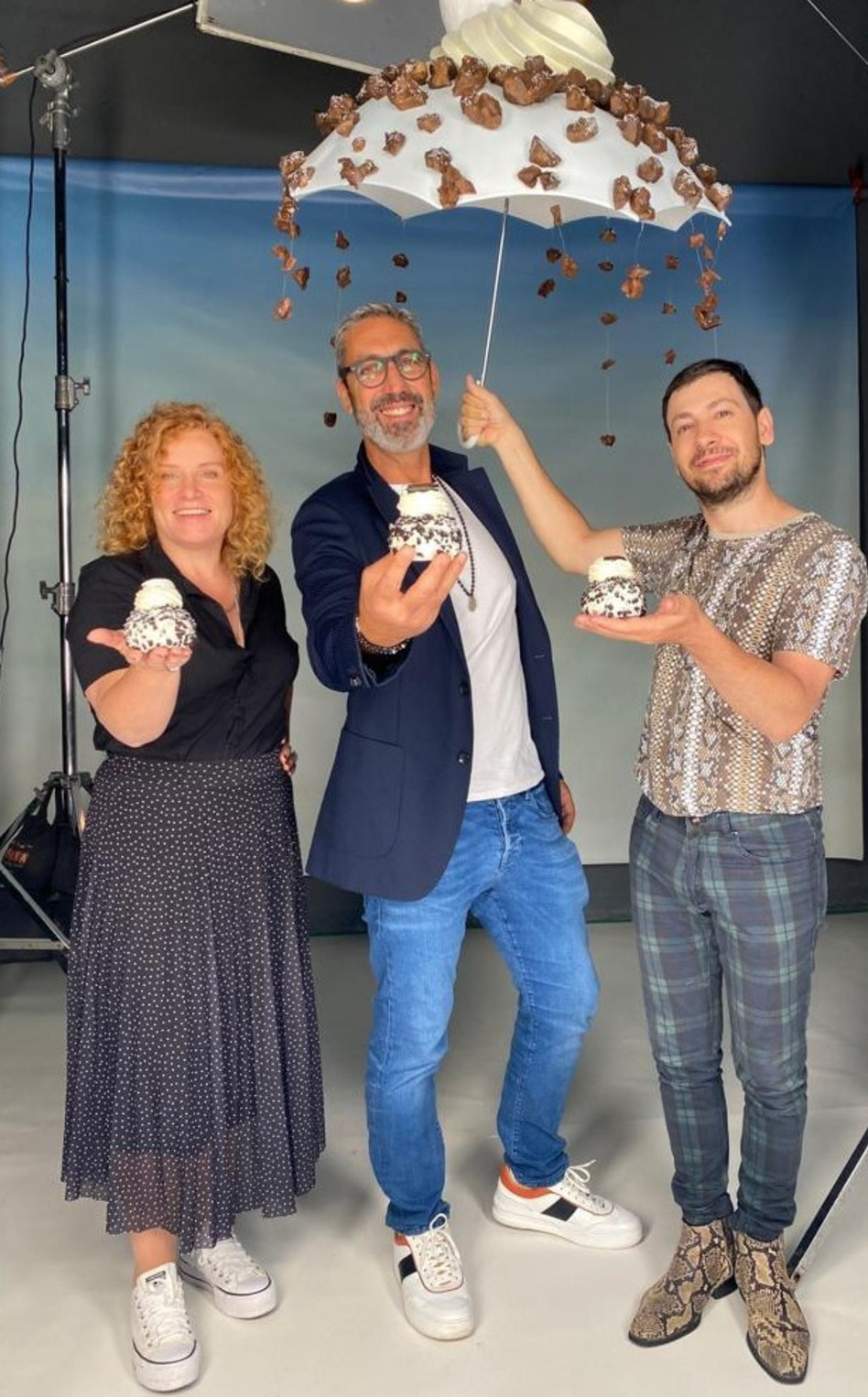 מאוד בצר, קובי חקק ונועה בכר-אהרוני (צילום: אבי לוי)