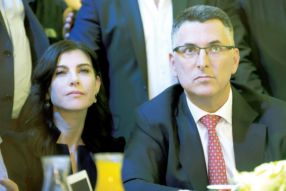 גדעון סער וגאולה אבן (צילום: גילי יערי, פלאש 90)