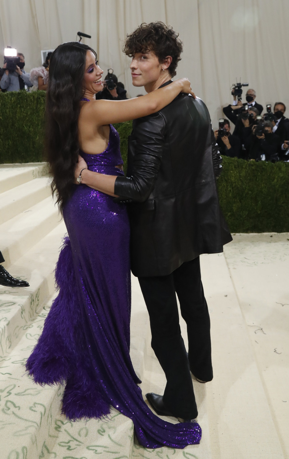 שון מנדס, קמילה קביו (צילום: רויטרס)