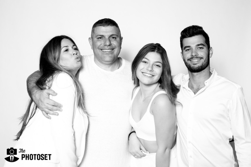 שון סימנוביץ', יולי שגיא, טדי שגיא ולימור סימנוביץ' (צילום: The Photoset)