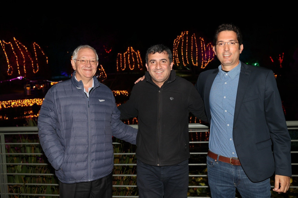 תום עמית, אבי אדרי ואלן ברקלי (צילום: רפי דלויה)