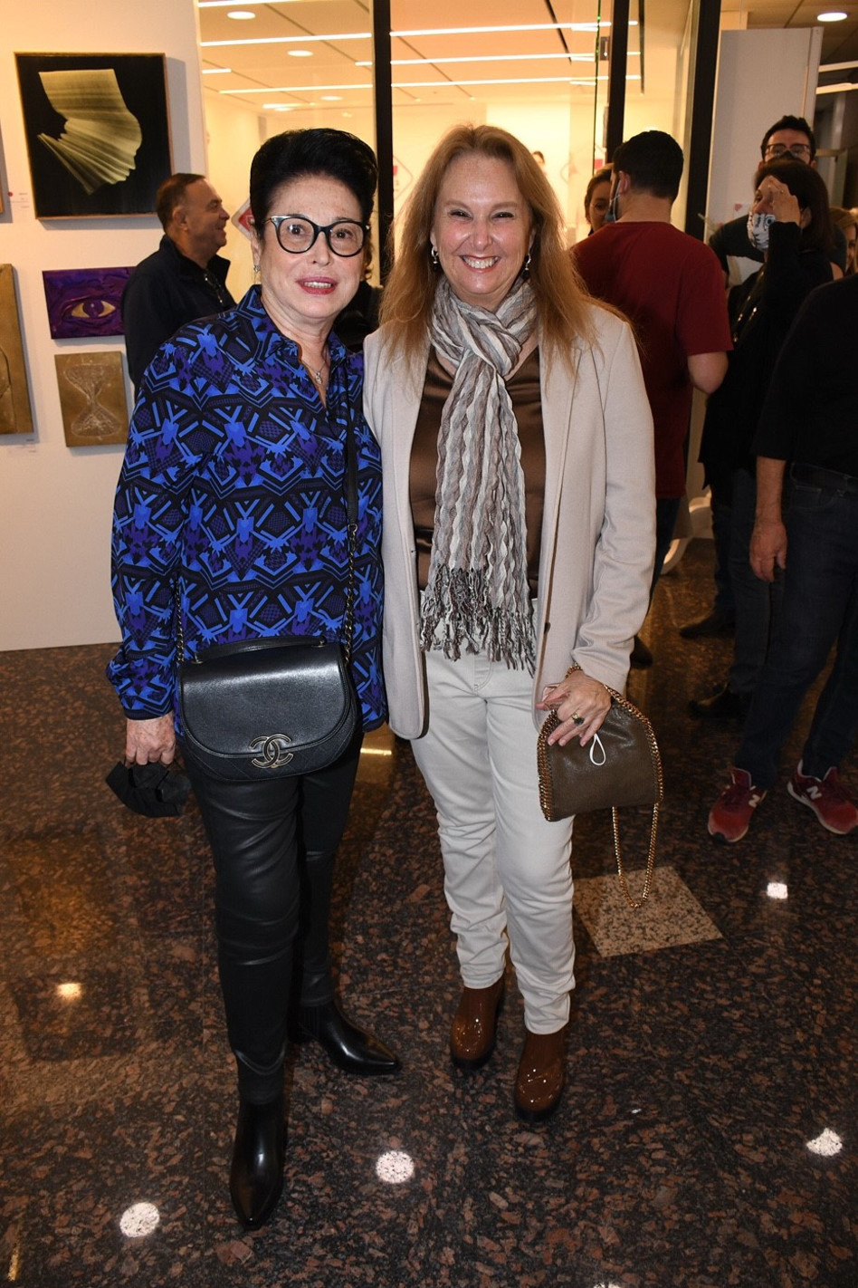 שרי אריסון ואסתי אלקון (צילום: אביב חופי)