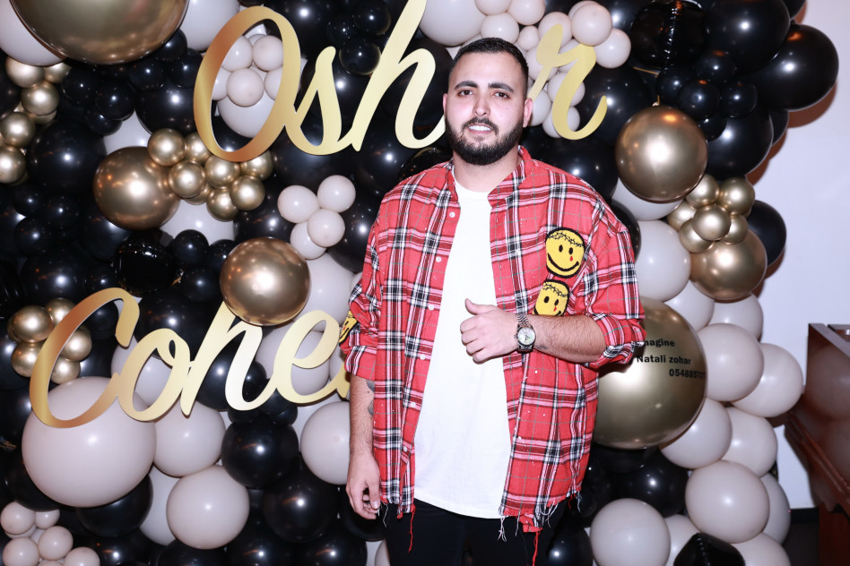 חתן השמחה. אושר כהן (צילום: אלירן אביטל)