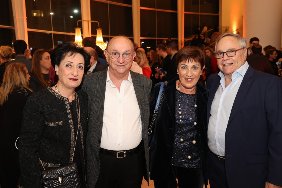 יאיר ואילנה המבורגר וגדעון וחנה המבורגר  (צילום: רפי דלויה)